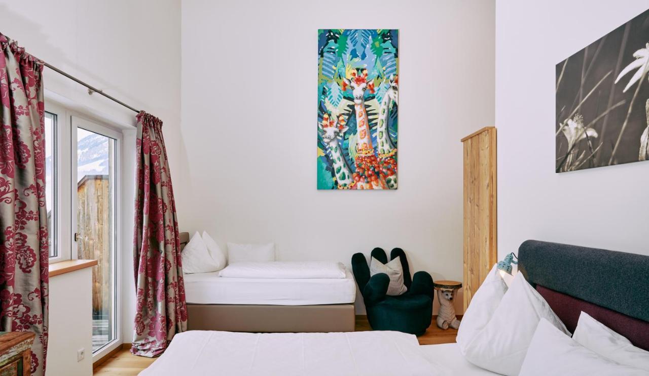 Home Suite Home 2*