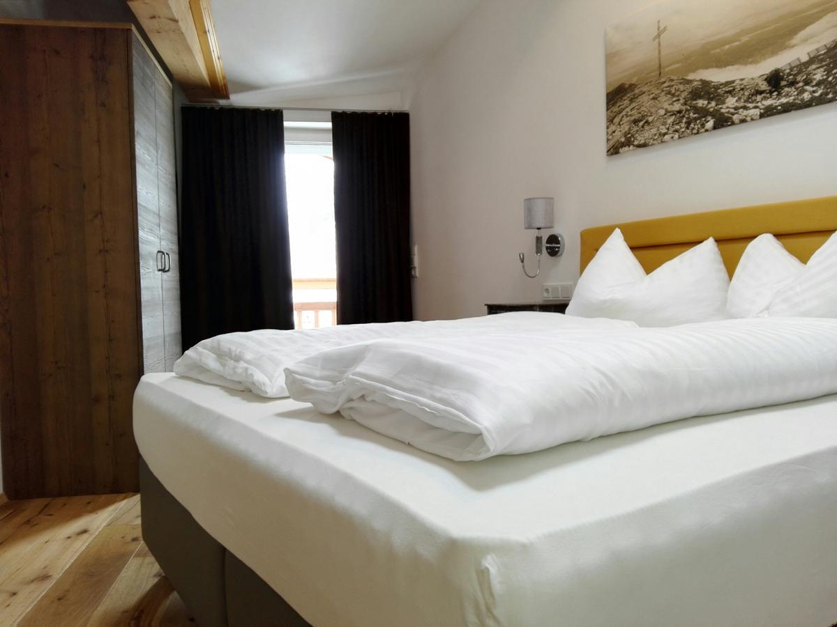 Bed & Breakfast Home Suite Home